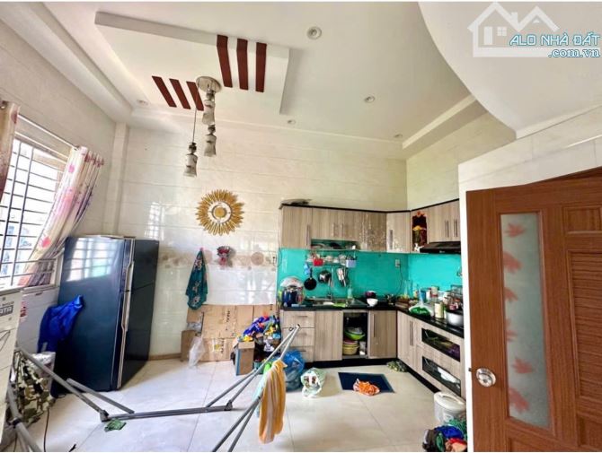 BÁN NHÀ 4 TẦNG-XE HƠI-GẦN CĐ CÔNG NGHỆ TP HCM, NGANG 5M, SIÊU RẺ - 2