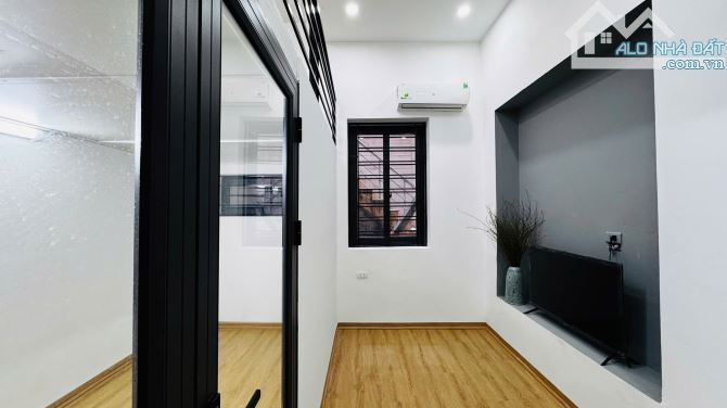 SIÊU HIẾM SÁT MẶT PHỐ HÒE NHAI BA ĐÌNH - 30M2 SỬ DỤNG SỔ ĐỎ CHÍNH CHỦ GIÁ HẠT DẺ 3,1 TỶ TL - 3