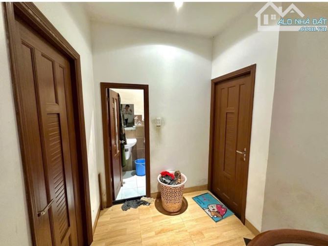 BÁN NHÀ 4 TẦNG-XE HƠI-GẦN CĐ CÔNG NGHỆ TP HCM, NGANG 5M, SIÊU RẺ - 3