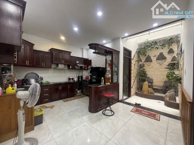 BÁN NHÀ MẶT TIỀN KHU HỌ LÊ - NGUYỄN SƠN: 160M2 (8*20) XÂY 4TẦNG THANG MÁY - 1