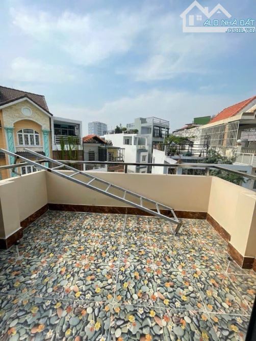 KHU HIẾM NHÀ BÁN- HẺM XE HƠI THÔNG PHAN XÍCH LONG 40M2 - 4 TẦNG- 5PN - 1