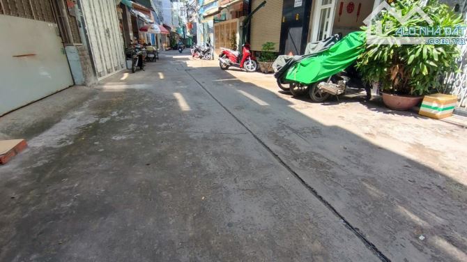 Hẻm ô tô 6m Lạc Long Quân 130m2 Giá 15,5 tỷ Quận 11 - 1