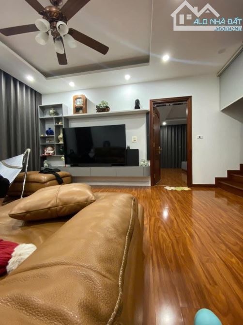 (Hàng Hiếm) Văn Phú, Hà Đông_diện tích 360m²×3tầng, mặt tiền 10md, thang máy, nội thất gỗ. - 2