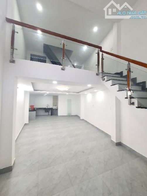 Nhà Hẻm Trần Văn Đang P11Q3 Dt50m2 SHR Nhà Mới 5Tỷ99 Dọn vào Ở Ngay