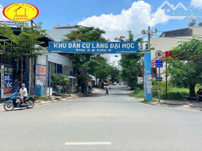 Đất đường 12 m khu làng Đại học Phước kiển. 7*30, 11,5 tỷ . Cực rẻ.