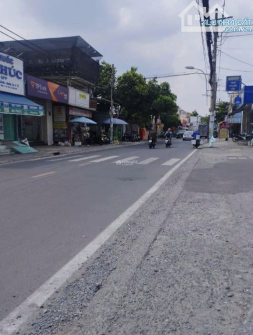 BÁN NHÀ 3 TẦNG - 110M2 - TRUNG TÂM PHƯỜNG BÌNH CHIỂU - NHỈNH 7 TỶ !