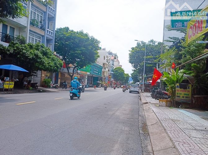 CHỦ NGỘP BANK! BÁN NHÀ MT VƯỜN LÀI, 118M2, 3 TẦNG.PHÁP LÝ CHUẨN.NHỈNH 15 TỶ - 1