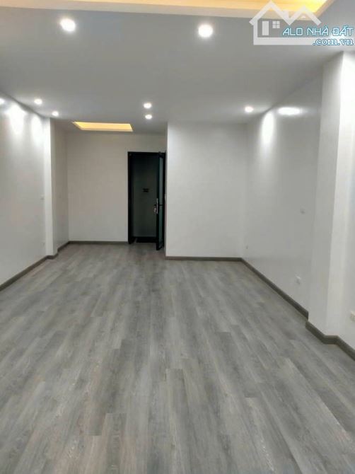 NHÀ MỚI KÍNH KOOG DỌC BÚN - VĂN KHÊ 50M2, 7 TẦNG, MT 4M, 15.6 TỶ.PHÂN LÔ- VỈA HÈ- Ô TO CH - 1