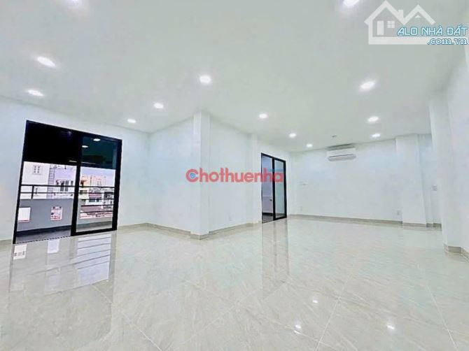 Cho thuê Spa, nha khoa MT Hồ Xuân Hương, Q3. Dt: 8x15m, Kc: trệt 4 lầu TM - 1