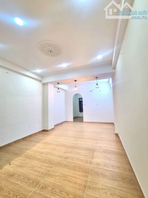 🏕GẤP BÁN NHÀ 2 TẦNG 80M2 - 2 tầng Lih đông phạm văn đồng - 1