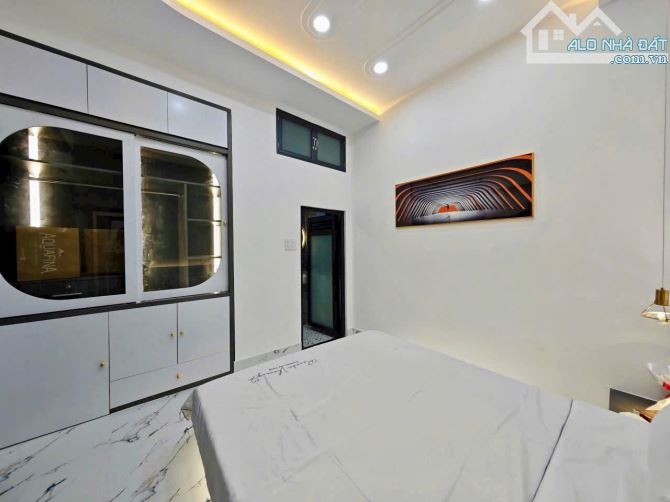 Minh Khai - BTL Nhà Đẹp Dân Xây,Ngõ Thông, Lô Góc 7 Chỗ Đỗ Cửa - 2