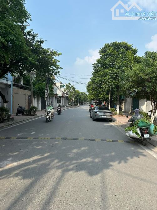 Bán Đất P.Long Biên, Hà Nội, Đầu Tư, 105m2, giá 6.7 tỷ - 2