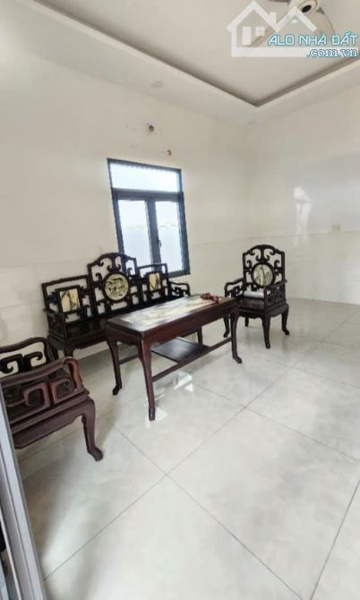 BÁN NHÀ 2 MẶT TIỀN - HẺM XE HƠI - 135M2 - TRUNG TÂM PHƯỜNG LINH CHIỂU - NHỈNH 6 TỶ ! - 2