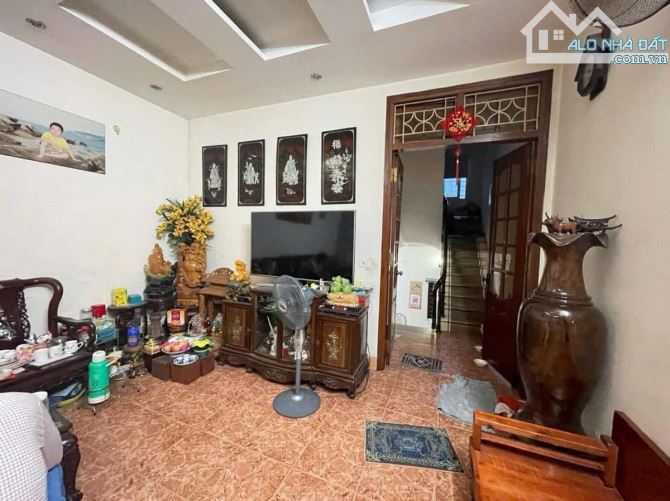 Bán Nhà Mặt Phố Xuân La, DT: 55m2, 4 tầng, MT: 5m, giá 33.9tỷ,view Hồ Tây - 3