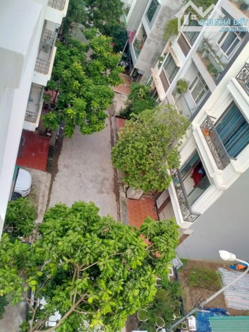 NHÀ MỚI KÍNH KOOG DỌC BÚN - VĂN KHÊ 50M2, 7 TẦNG, MT 4M, 15.6 TỶ.PHÂN LÔ- VỈA HÈ- Ô TO CH - 6