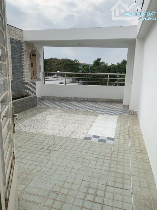 NHÀ MẶT TIỀN 4 TẦNG, 85m2 (4.5 X 18.9), ĐƯỜNG 236 LÃ XUÂN OAI, TĂNG NHƠN PHÚ A, QUẬN 9 - 7