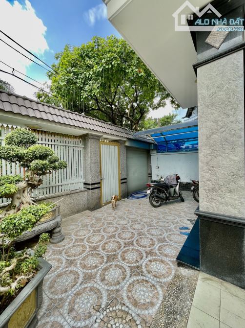 BÁN BIỆT THỰ LÊ VĂN KHƯƠNG HIỆP THÀNH Q12 171m2 3 TẦNG 9 x 19 CHỈ 13.5 Tỷ