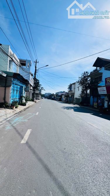 Nhà mê mới kít mặt tiền Hùng Vương - giá 5tỷ790