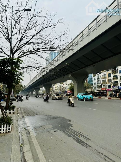 SIÊU HIẾN MẶT PHỐ MINH KHAI, 7 TẦNG THANG MÁY, KINH DOANH SẦM UẤT, DÒNG TIỀN ỔN ĐỊNH.