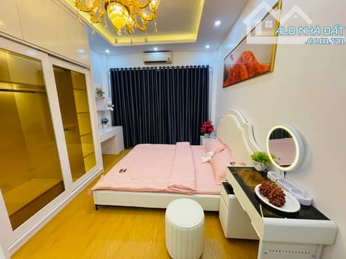 6.6 Tỷ, TIỆN NGHI ĐỐNG ĐA , 32 M² x 4 TẦNG 3 NGỦ FULL NỘI THẤT XỊN SÒ - ĐẦY ĐỦ CÔNG NĂNG -