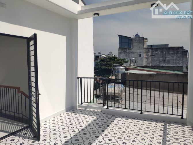 Nhà không có gì ngoài view đẹp và chủ dễ thương. Giá mềm như bánh tráng - 1