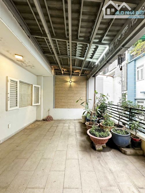 👉👉👉 Bán Nhà Lê Quang Định 6 x 10m, nở hậu 8m 🏡 Kết cấu: 1 trệt, 2 lầu, sân thượng - 12