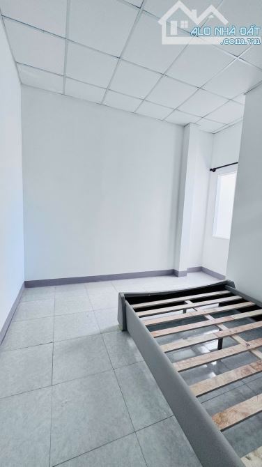Nhà mê mới kít mặt tiền Hùng Vương - giá 5tỷ790 - 3