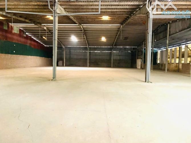 2300m kho xưởng cụm công nghiệp Ngọc Hồi cần cho thuê, container dừng đỗ ngày đêm, 85k/m - 3
