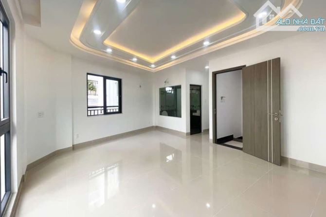 Bán nhà hẻm xe hơi, Hoàng Hoa Thám, Bình Thạnh, 40 m² (4.5m x 9m) - Giá 7.9 tỷ TL - 4