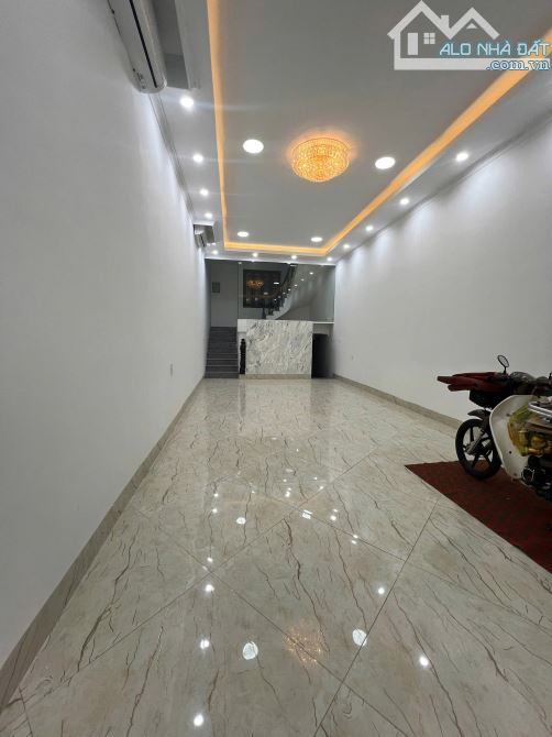 Bán nhà Phố Hồ Tùng Mậu, Phú Diễn, Bắc Từ Liêm. Garaoto. 7 tầng. Giá: 13,8 tỷ - 4