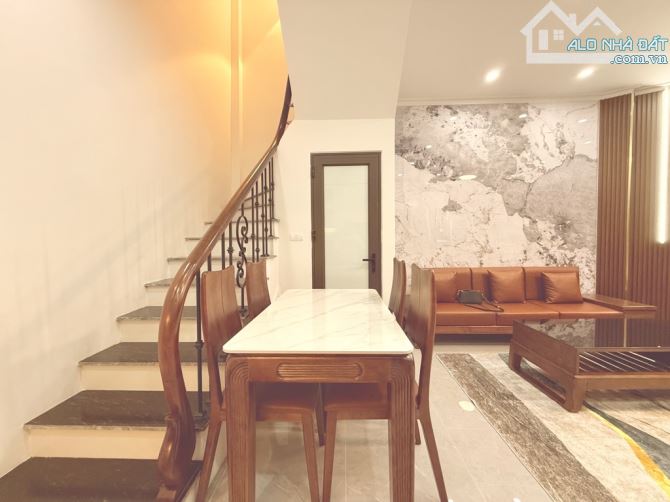 🏡 Võ Chí Công - Nghĩa Đô - Cầu Giấy 45m2 5 tầng nhỉnh 6 Tỷ - Nhà rất gần phố, ngõ thông t - 4