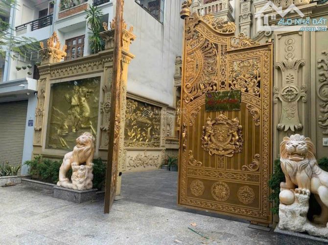 BÁN GẤp biệt thự 5 tầng, có thang máy, nội thất nhập khẩu Lê Đức Thọ  hơn 600m2 sàn - 5
