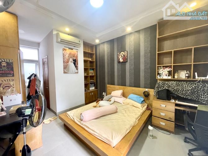 Bán Biệt Thự Ngay Nguyễn Văn Nghi P7 Gò Vấp, Sát Ô Tô, 140M, 3 Tầng, 9.999 TỶ - 5