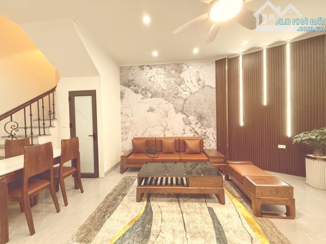 🏡 Võ Chí Công - Nghĩa Đô - Cầu Giấy 45m2 5 tầng nhỉnh 6 Tỷ - Nhà rất gần phố, ngõ thông t - 5