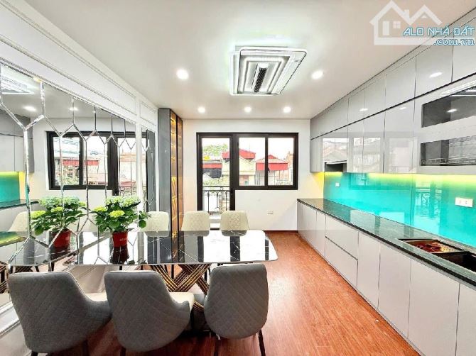 🕍 Siêu phẩm Tây Hồ 40m2 6 tầng mt 4 mét nhỉnh 14 Tỷ - TÒA Nhà 6 Tầng Thang Máy - Ngõ Phân - 6