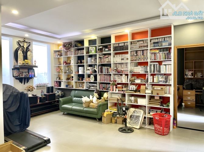 Bán Biệt Thự Ngay Nguyễn Văn Nghi P7 Gò Vấp, Sát Ô Tô, 140M, 3 Tầng, 9.999 TỶ - 6