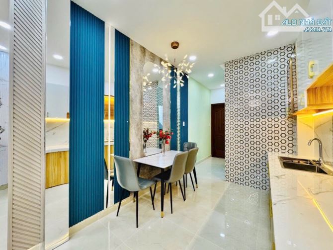 SIÊU PHẨM NỘI THẤT SANG XỊN - NHÀ 2 MẶT HẺM - GẦN CHỢ BÀ CHIỂU - 46M² - GIÁ CHỈ HƠN 5 T.Ỷ - 7