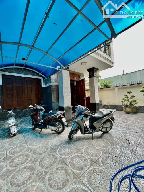 BÁN BIỆT THỰ LÊ VĂN KHƯƠNG HIỆP THÀNH Q12 171m2 3 TẦNG 9 x 19 CHỈ 13.5 Tỷ - 6