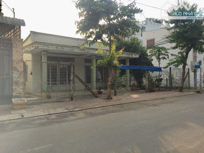Bán đất Bà Điểm 283m Góc 2 mặt tiền gần Chợ Đầu Mối
