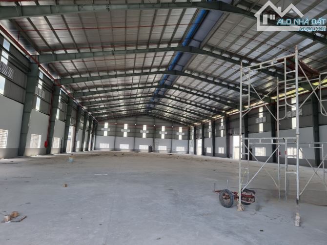 Cho thuê kho xưởng khuôn viên 10.000m², xưởng xây dựng 6.800m² Đức Hòa , Long An