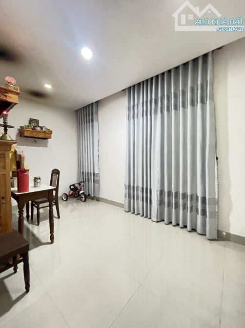 MẶT TIỀN DƯƠNG THỊ XUÂN QUÝ 11M5 LỀ 5M KỀ LÔ GÓC SẦM UẤT. GIÁ: 11.5 TỶ - 1