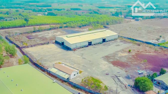 LÔ ĐẤT KHỦNG 70.000M2 NẰM 4 MT ĐƯỜNG LỚN, 5000M2 SKC, 3000M2 THỔ CƯ, CẠNH CÁC KCN LỚN - 1