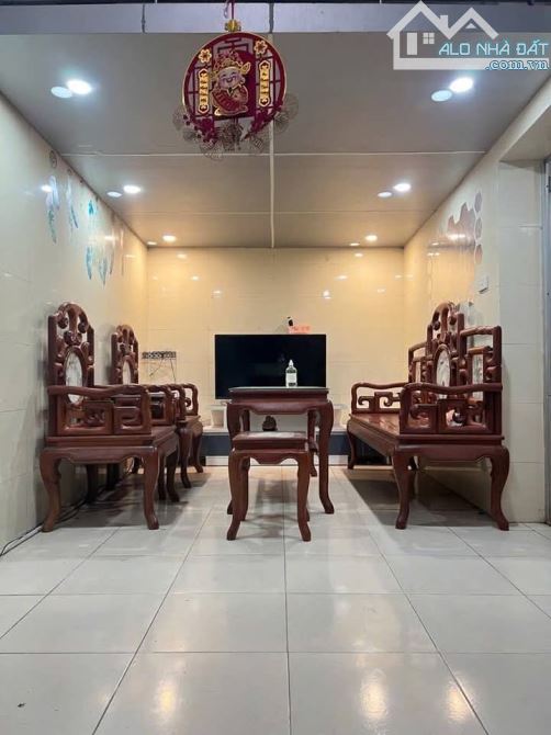 Bán đất tặng nhà phố Minh Khai 100m2 sổ đỏ đẹp, hiện đang cho thuê ở - Phù hợp khách xây m - 2