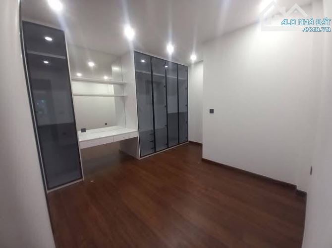 NHÀ ĐẸP 5T HẠ YÊN QUYẾT, CẦU GIẤY 44M², GIÁ 14.6 TỶ, NỘI THẤT CAO CẤP, Ô TÔ NGỦ TRONG NHÀ - 3