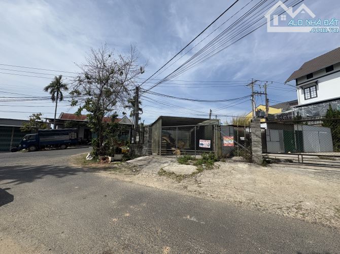 Bán lô đất 2 mặt tiền nhựa giá 15tỷ ngay trung tâm - 2