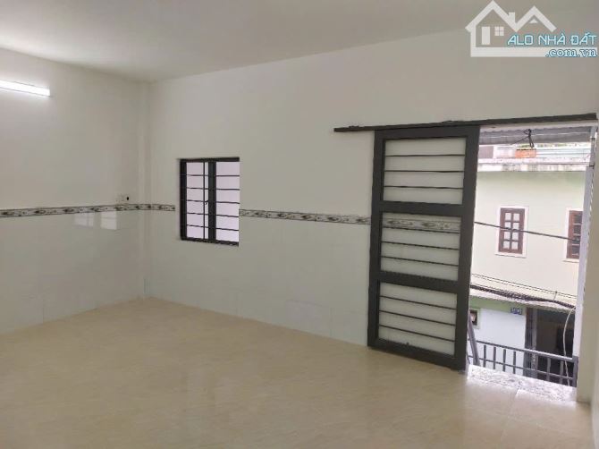 🔥 CƠ HỘI SỞ HỮU NHÀ ĐẸP HIẾM CÓ TẠI TÂN BÌNH 🔥 🏡 Thông tin nhà:  Diện tích: 43.5/50m², - 4