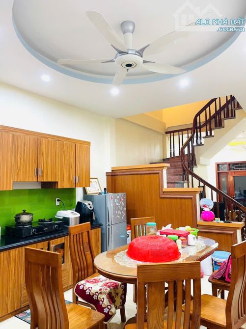 BÁN NHÀ 4 TẦNG KHU ĐÔ THỊ TRẦN LÃM TP THÁI BÌNH GIÁ NHỈNH 4 TỈ - 4