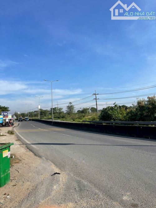 3500m2 đất mặt tiền tỉnh lộ 824 giá 24.5 tỷ - 4