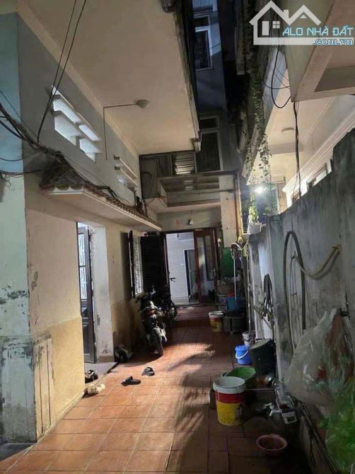 Bán Nhà Ngõ Quỳnh 35M x 3T, MT: 5,8M Giá 5,86 Tỷ. 20M ra phố, vị trí đẹp - 4