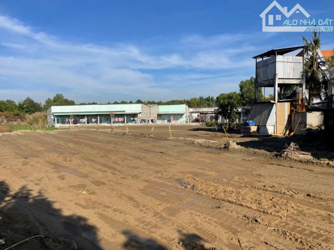 3500m2 đất mặt tiền tỉnh lộ 824 giá 24.5 tỷ - 5